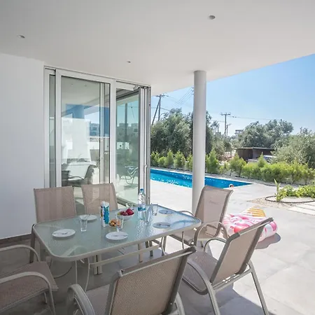 Your Dream Holiday With Private Pool In Most Exclusive Neighbourhood 1697