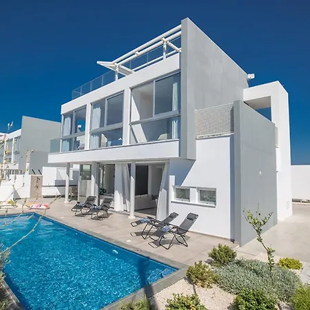 Your Dream Holiday With Private Pool In Most Exclusive Neighbourhood 1697 Villa *