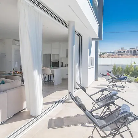 Villa Your Dream Holiday With Private Pool In Most Exclusive Neighbourhood 1697 *